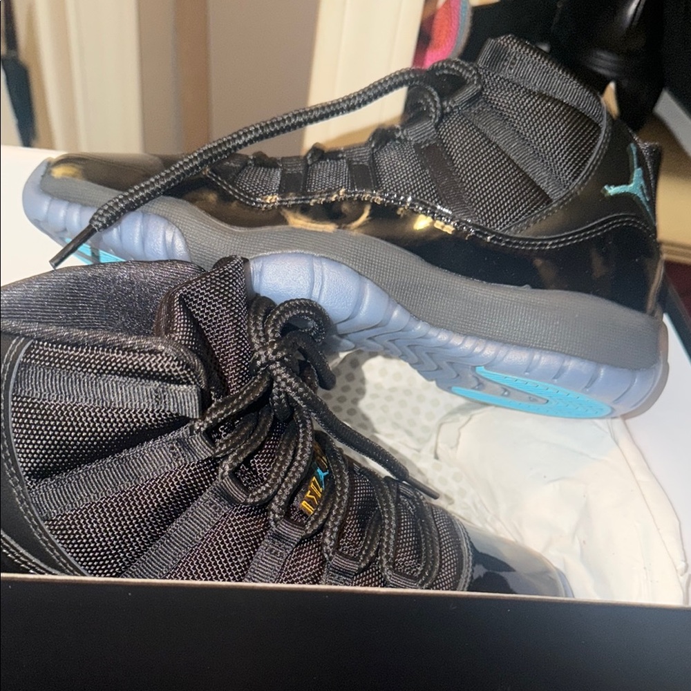 Jordan Kids Black and Teal High-Top Sneakers
